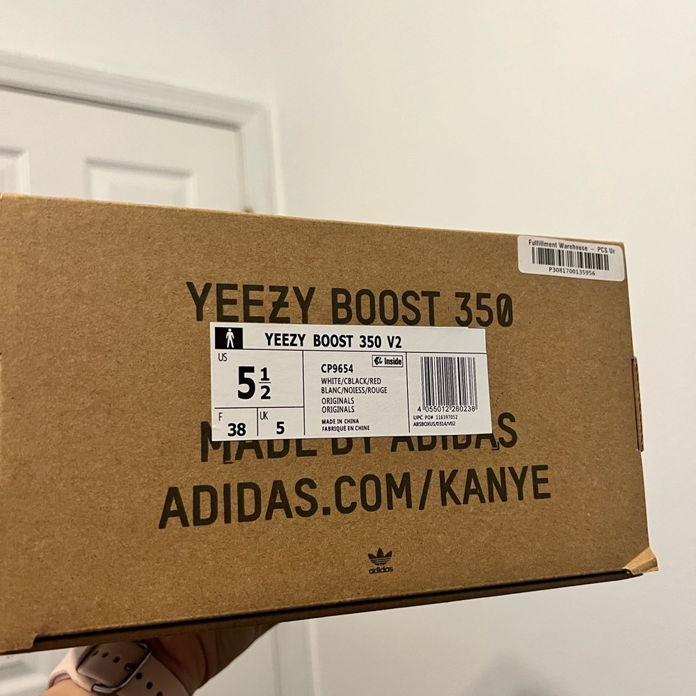 Yeezy zebra 350 v2 size 5.5y